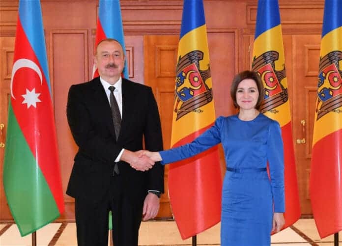İlham Əliyevdən Moldova Prezidenti Maya Sanduya