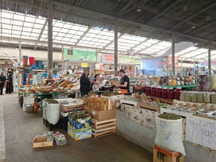 Keşlə bazarı