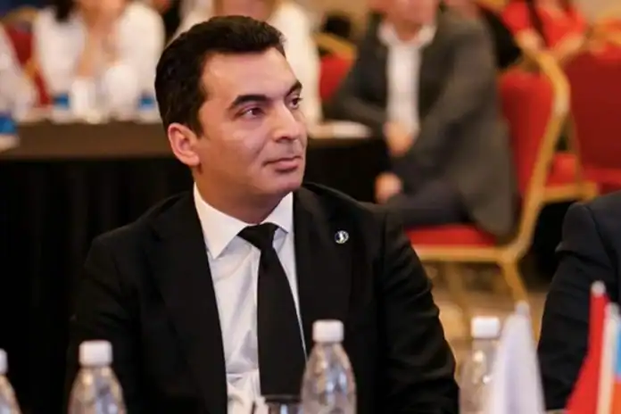Rövşən Mehdiyev