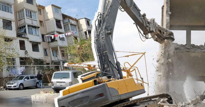 Bakıda 4 bina sökülür: Sakinlərə 1660 manat kompensasiya