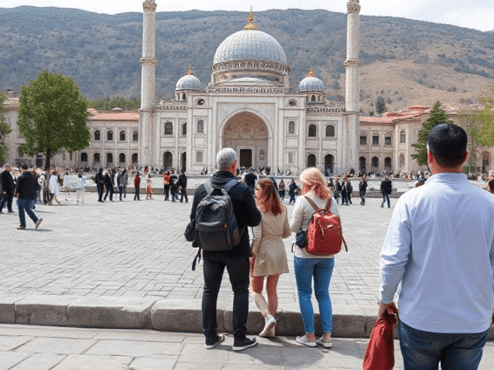 Azərbaycanda turistlər