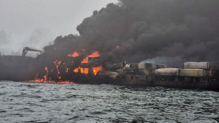 tanker və yük gəmisi