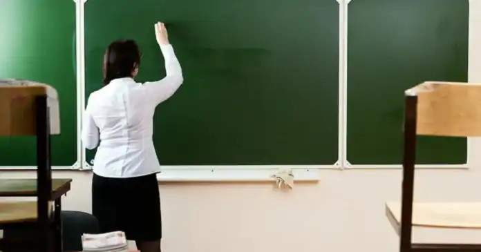 Üç məktəbin direktoru işdən çıxarılıb