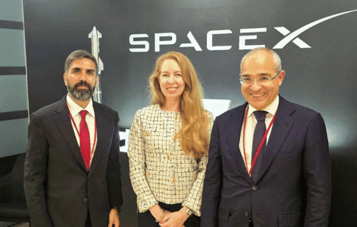 Mikayıl Cabbarov “SpaceX” ilə əməkdaşlığı müzakirə etdi