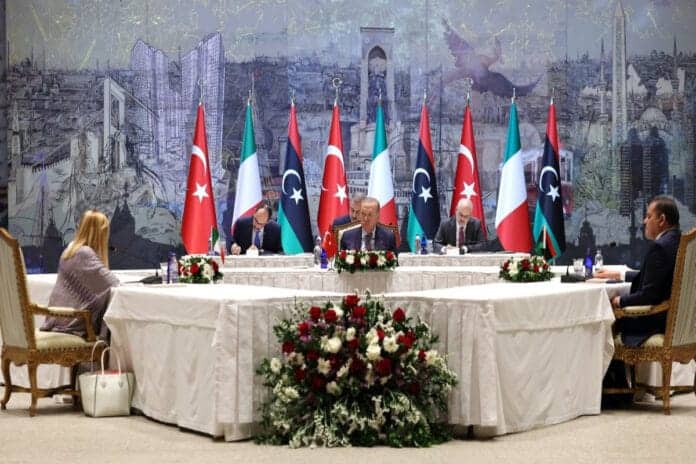 İstanbulda Türkiyə, İtaliya və Liviya liderləri arasında görüş keçirilir