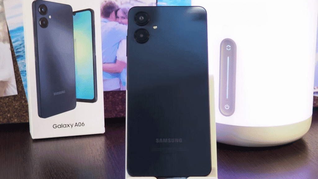 Birinci sinif şagirdinə hansı telefonu almaq olar — TOP-3 model