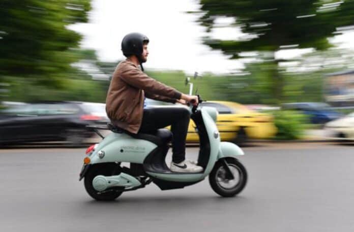 moped idarəetmə