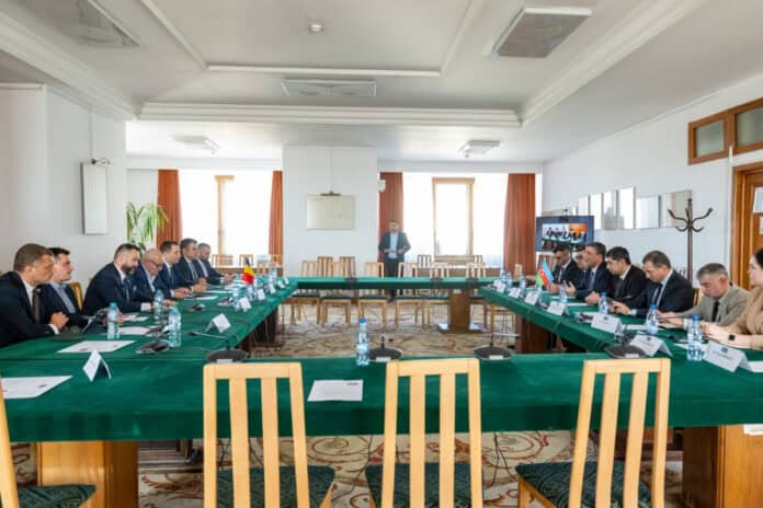 Azərbaycan nümayəndə heyəti Rumıniya Senatında mühüm görüş keçirib