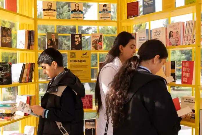Göygöldə interaktiv kitab köşkü fəaliyyətə başladı
