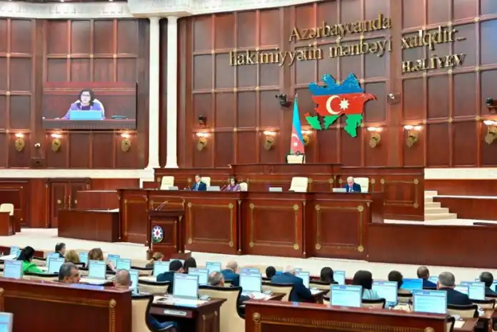 Vergi Məcəlləsinə və qanunlara dəyişikliklər qəbul olundu