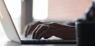 Yeni MacBook aldıqdan dərhal dəyişməli 5 ayar