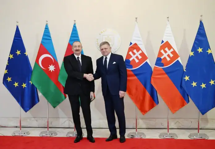 İlham Əliyev Slovakiya Baş naziri ilə görüşdü