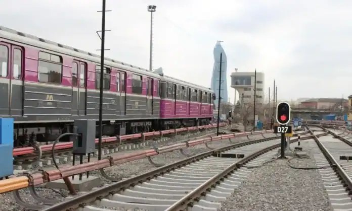 Yeni metro keçid stansiyaları açıqlandı
