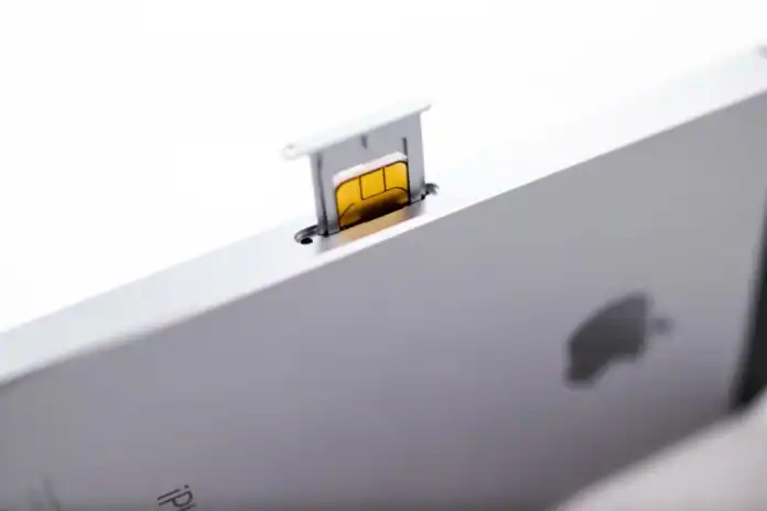 iPhone 18 Pro SIM-slotdan imtina edir