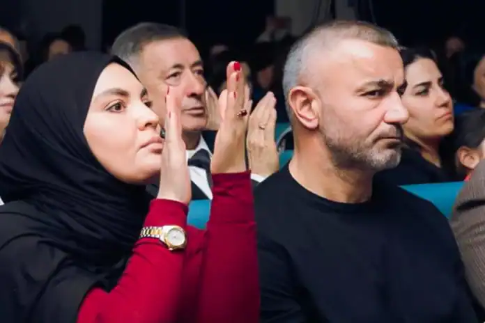 Qurban Qurbanov həyat yoldaşı ilə tədbirdə görüntüləndi