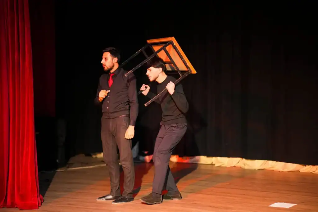 Naxçıvan Dövlət Universitetində Milli Teatr Günü təntənəli şəkildə qeyd olunub