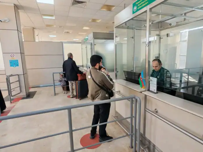 Azərbaycanla İrandan 917 nəfər təxliyə