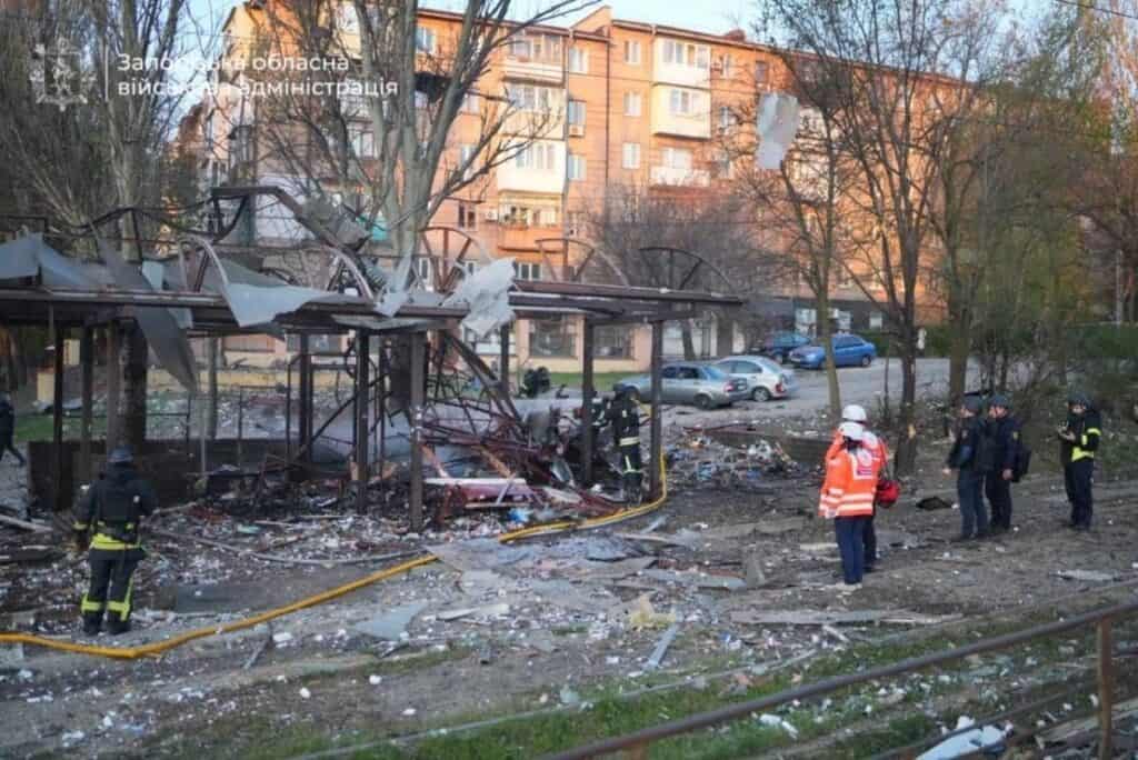 Ukraynada gecə hücumları: bir neçə bölgədə ölənlər və dağıntılar var 7 Ukraynada gecə hücumları: bir neçə bölgədə ölənlər və dağıntılar var
