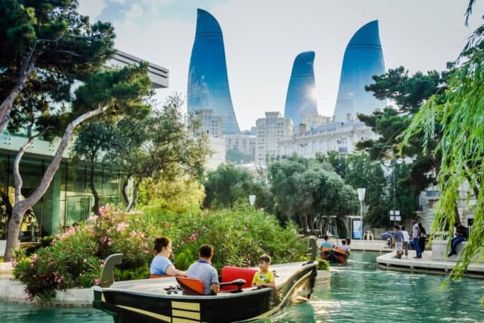 Azərbaycana Avropadan turist axını artıb