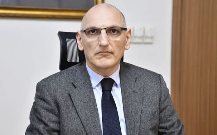 Elçin Əmirbəyov