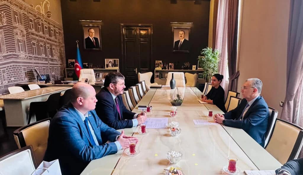 Bakı və Kiyev humanitar əlaqələri genişləndirir: yeni əməkdaşlıq istiqamətləri müzakirə olundu