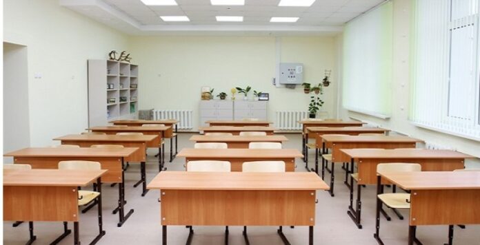 Məktəblərdə yoxlamalar başladı: çantalar nəzarətdə