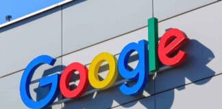 Google əməkdaşı milyonluq qalmaqalda ittiham olunur
