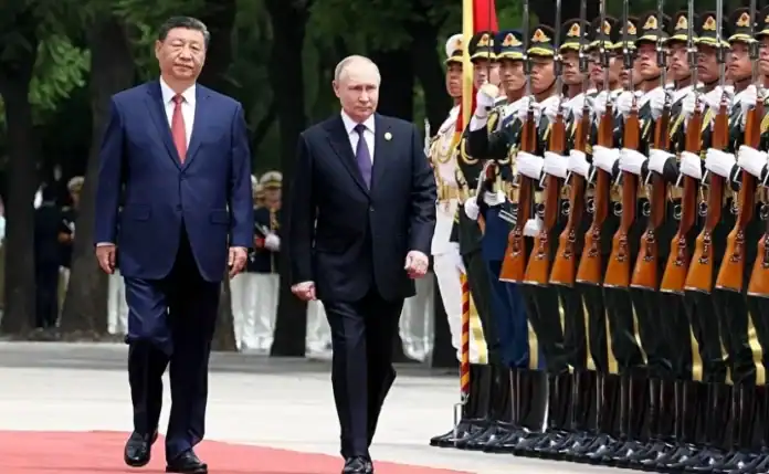 Putin və Si Cinpin Pekində mühüm görüş keçirdi