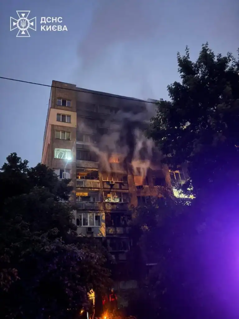Rusiyanın gecə hücumu Ukraynanın bir neçə şəhərində dağıntılara səbəb oldu: ölənlər və yaralananlar var