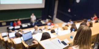 Azərbaycan dili universitetinin yaradılması təklif edildi