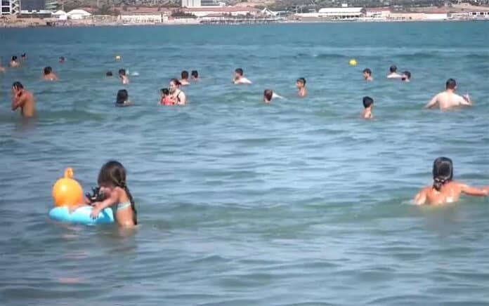 Bu çimərliklərdə dənizə girmək qadağan edildi