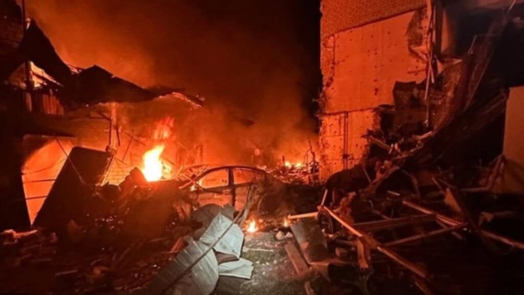 Xarkov və Çuqayevə kütləvi hücum: Ölənlər arasında 22 yaşlı hamilə qadın da var 2 Xarkov və Çuqayevə kütləvi hücum: Ölənlər arasında 22 yaşlı hamilə qadın da var