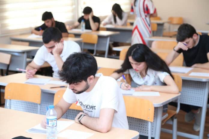 Magistraturaya ixtisaslaşma seçimi başladı